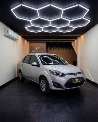 FORD FIESTA 1.6 ROCAM SE 8V FLEX 4P MANUAL